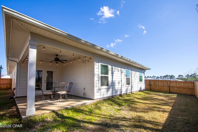 Building Photo - 609 Hancock Wy