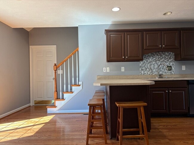 Building Photo - **ELIZABETHTOWN INDEPENDENT SCHOOL DISTRICT**