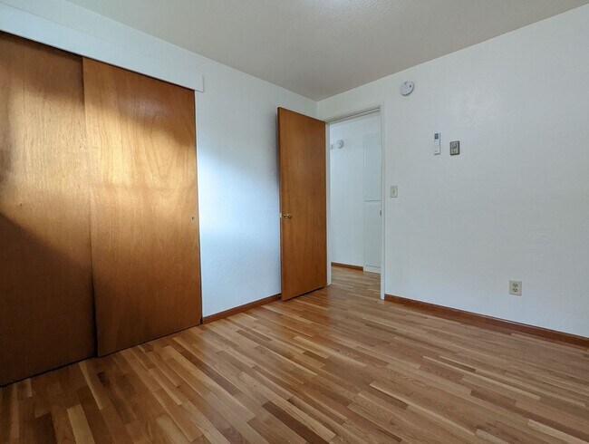 Building Photo - Great 3-Bedroom, 1.5-Bath Home In South Eugene!