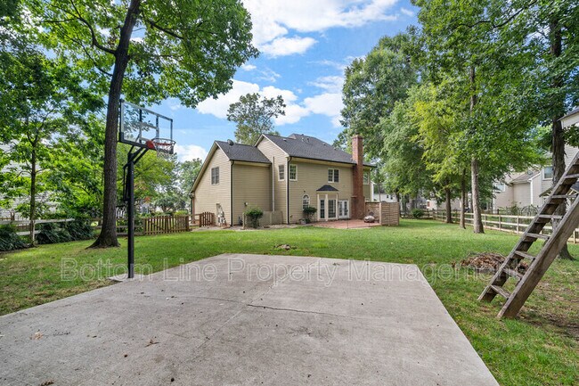 Building Photo - 1500 Candlewyck Ct
