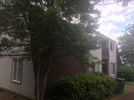 Building Photo - 55 Denton Ave