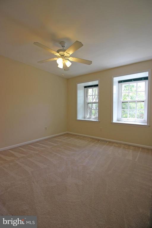 Building Photo - 5117 Bellemeade Ln