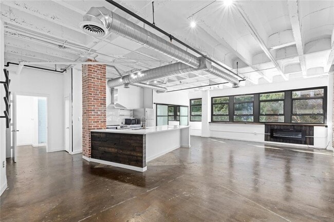 Primary Photo - 878 Peachtree St NE