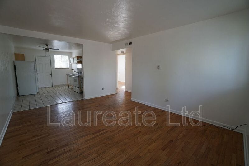 Building Photo - 5550 W 3rd Pl