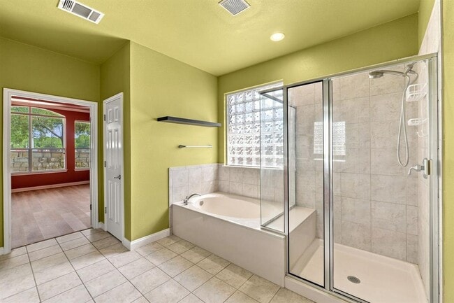 Building Photo - 2909 Arbor Ct
