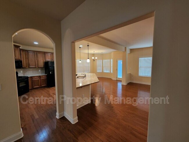 Building Photo - 265 Meadow Blossom Way