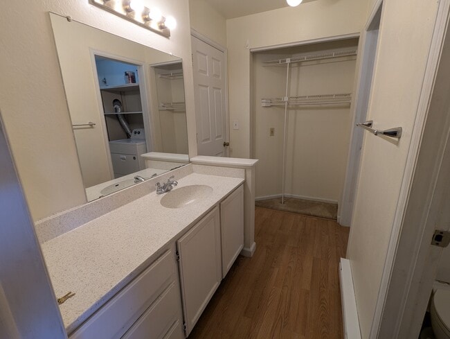 Building Photo - 3531 Windmill Dr