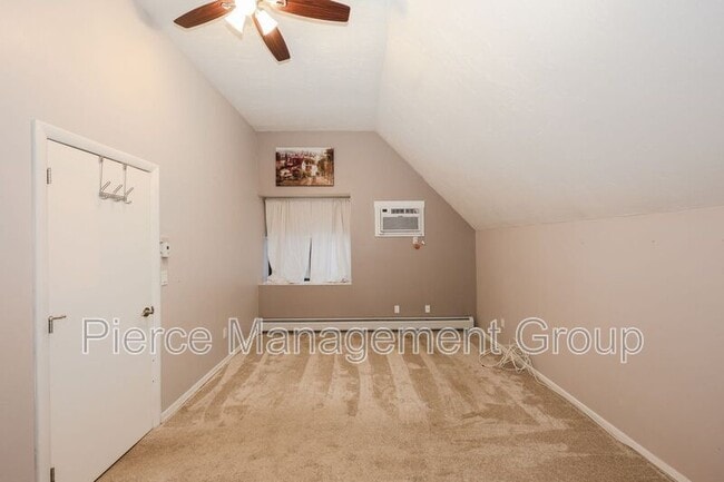 Building Photo - 9 Savage Ct