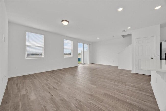 Building Photo - 16475 Happy Eagle Dr