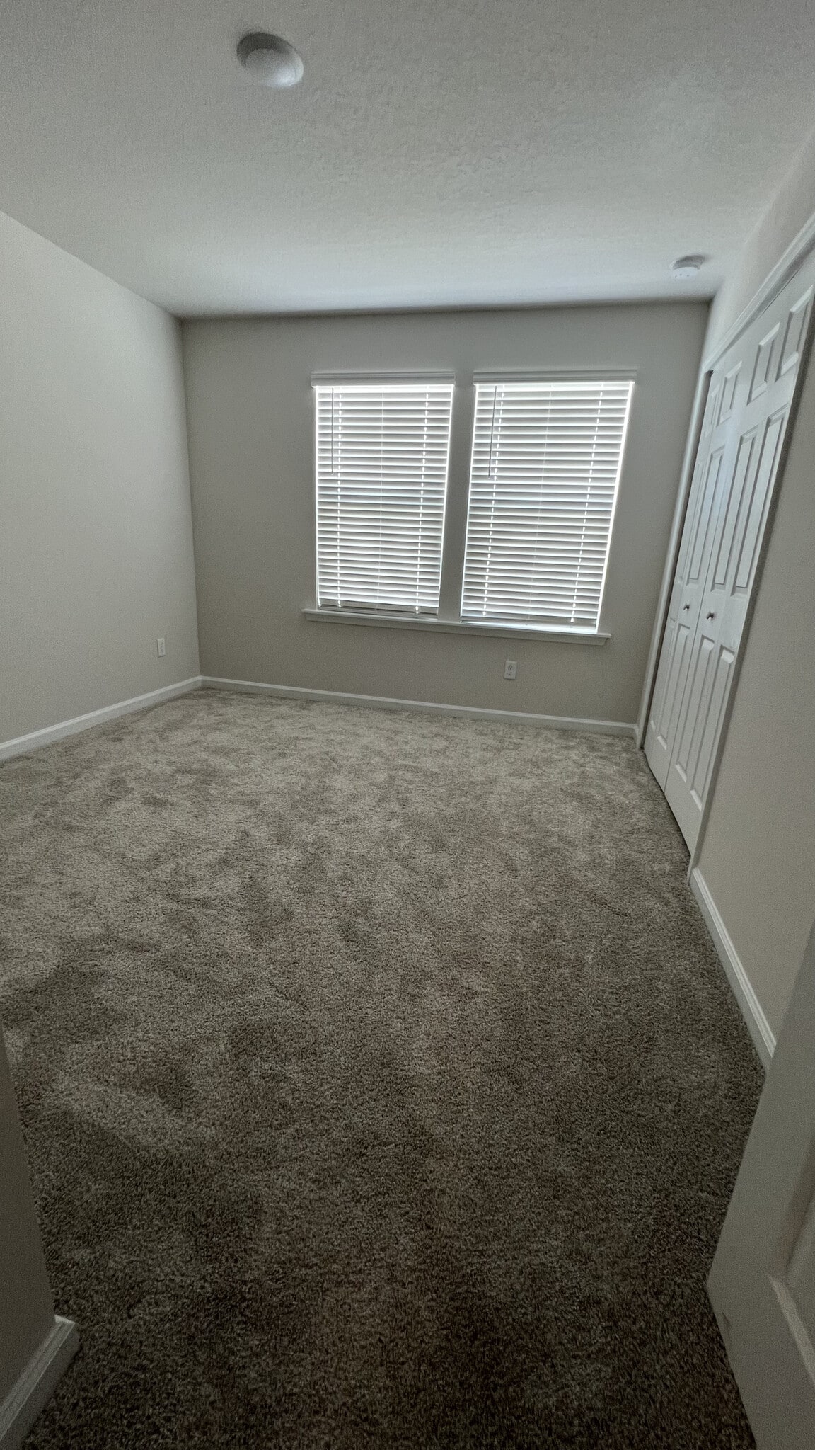 Building Photo - 6891 Mirage St