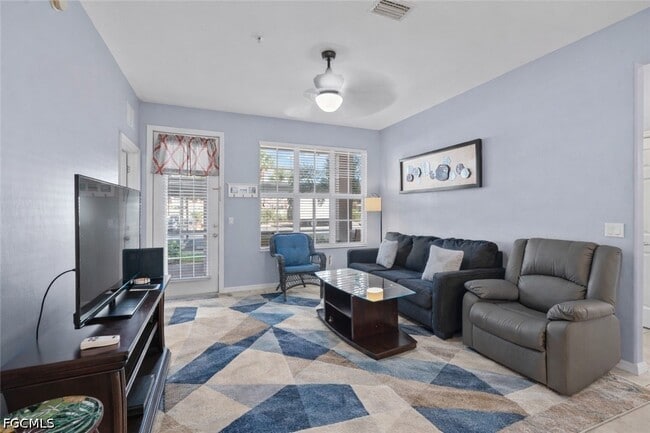 Building Photo - 11711 Pasetto Ln