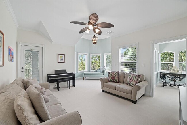 Building Photo - 500 Konstanty Cir