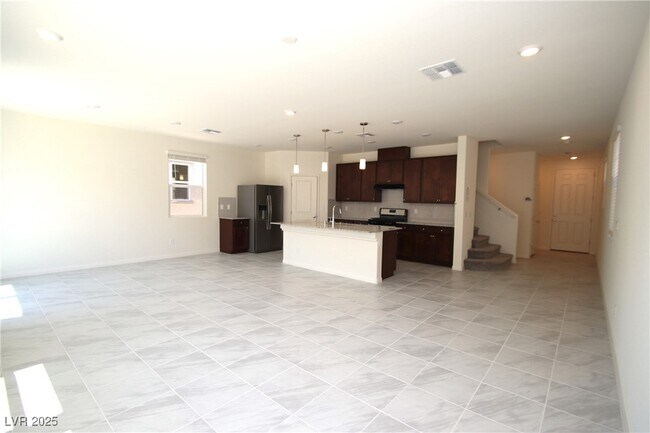 Building Photo - 8145 Seminario Ave