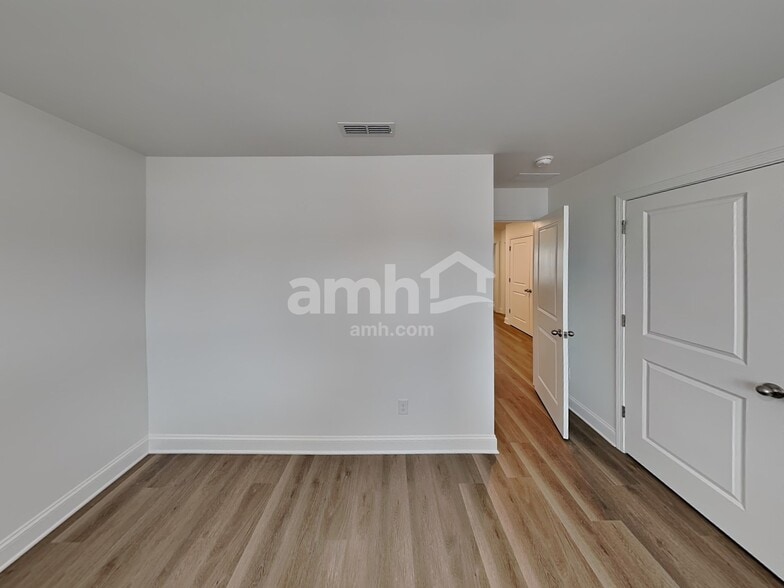 Building Photo - 4744 Smt Vw Ct