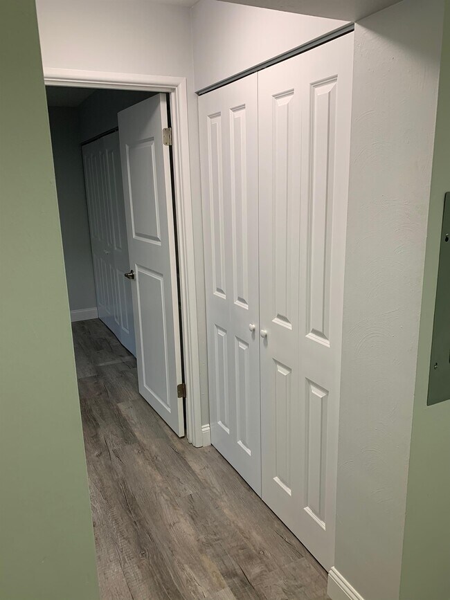 Building Photo - 3457 Evergreen Rd