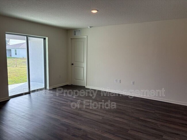 Building Photo - 2383 NW 22nd Ct