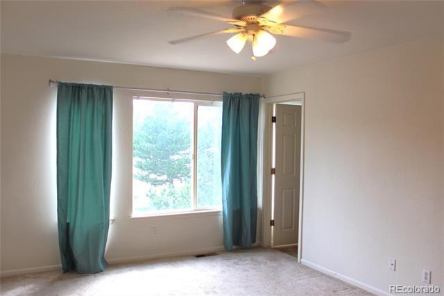 Building Photo - 4915 Waldenwood Dr