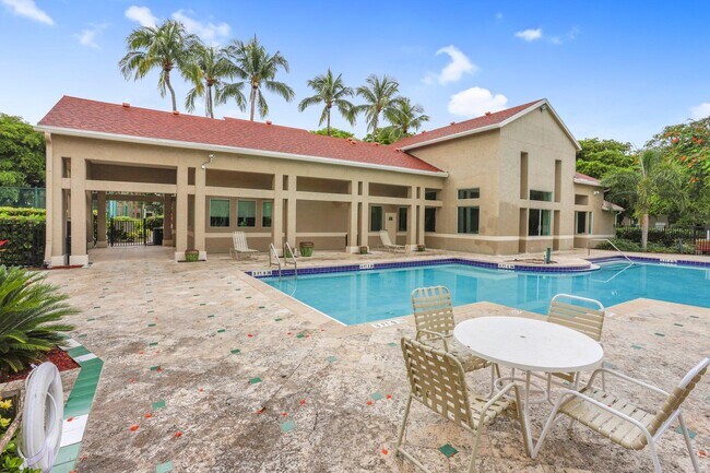 Building Photo - 1825 Palm Cove Blvd