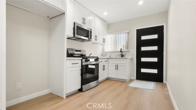 Building Photo - 19928 Hatton St