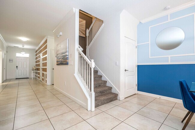 Building Photo - 1400 Moon Valley Dr