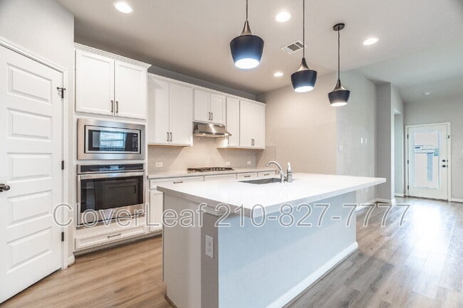 Building Photo - 13145 Maridell Park