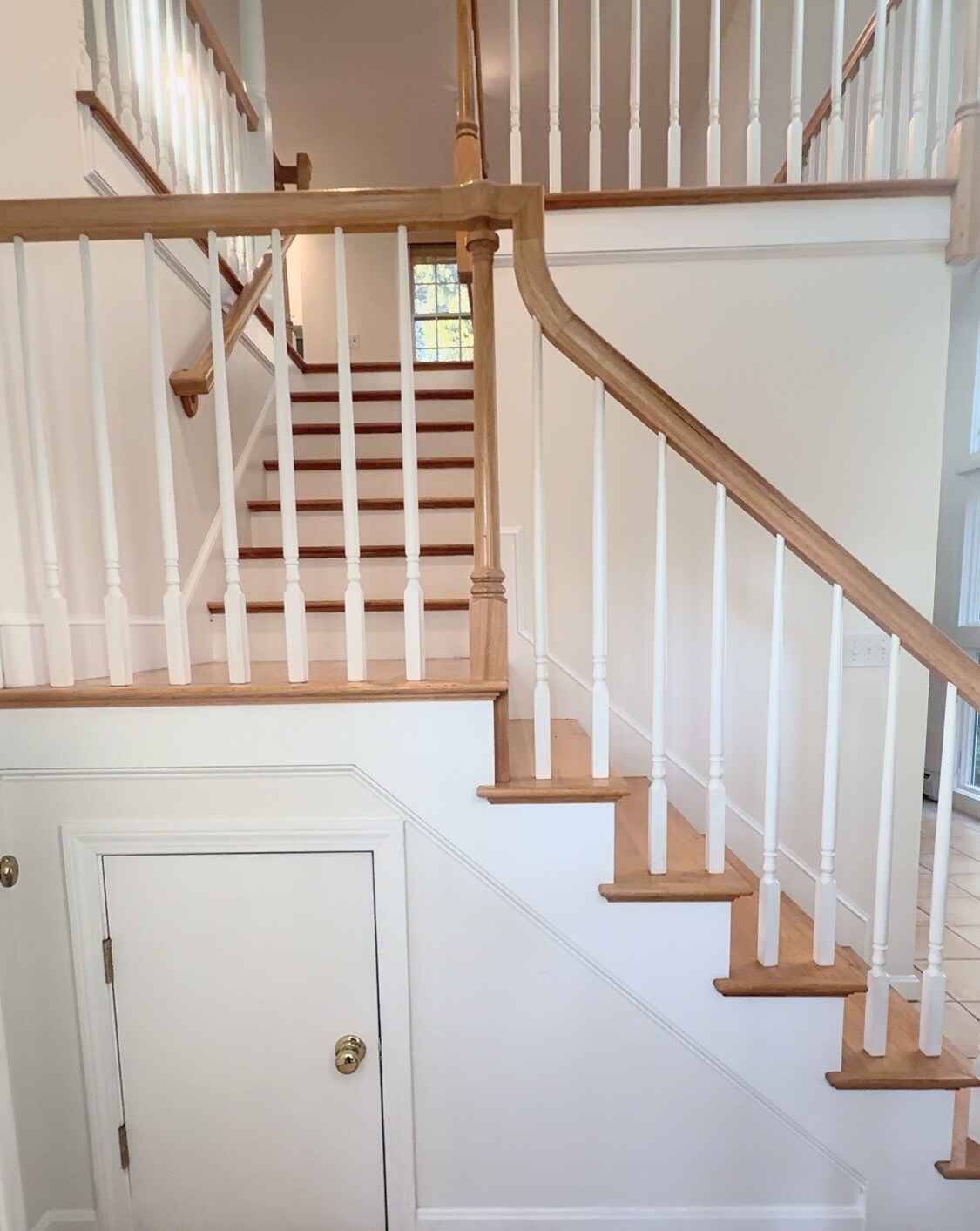 Building Photo - 94 Country Club Dr