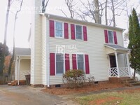 Building Photo - *Move In Special* Lovely 3 Bedroom/2.5 Bat...