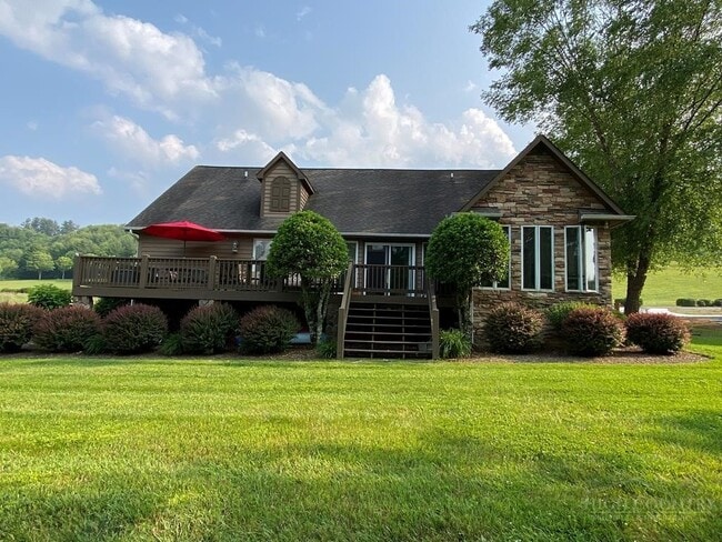 Building Photo - 312 Glenwood Dr