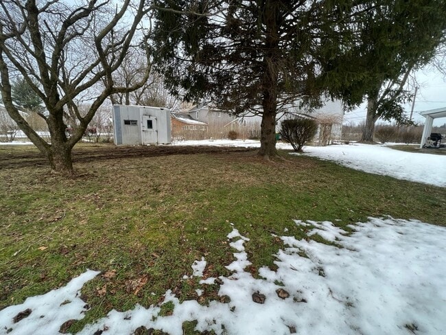 Building Photo - Awesome 3 bedroom 1.5 bath in Lower Macung...