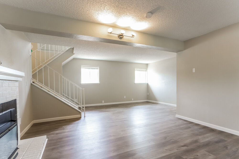 Building Photo - 2959 W 11th Ave Cir