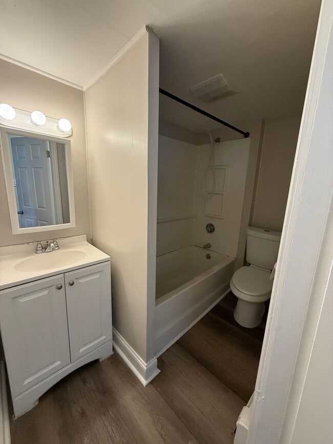 Building Photo - 206Connors-Gardner