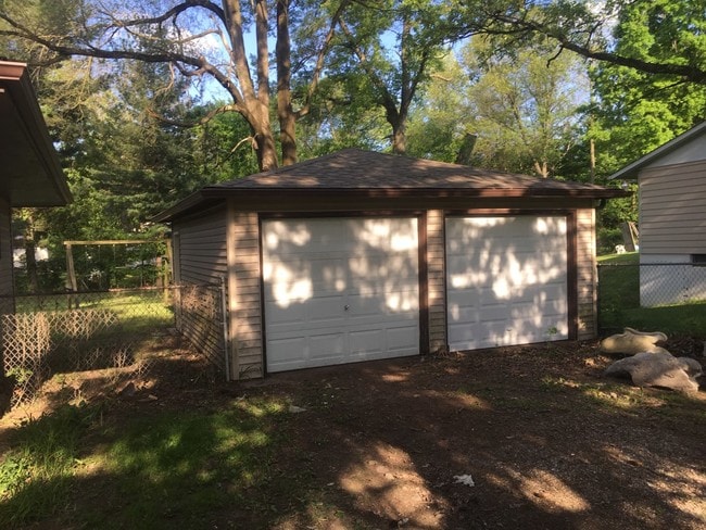 Building Photo - 108 Hillsdale St