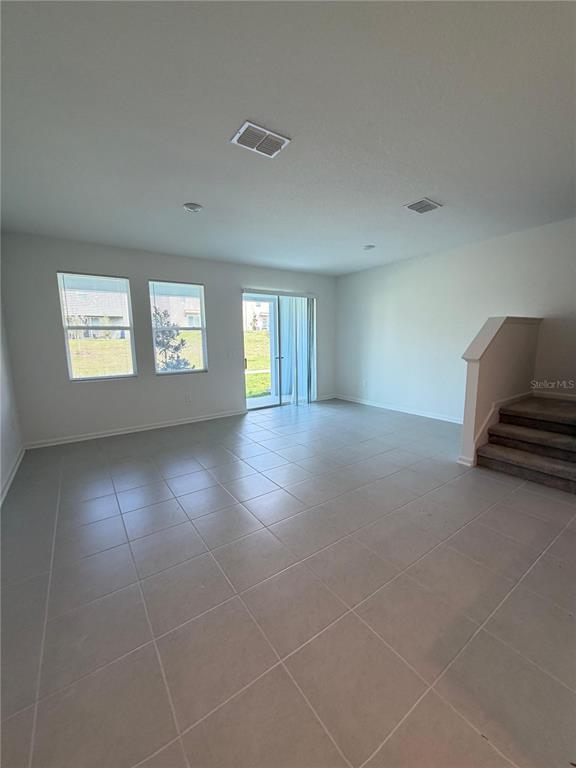 Building Photo - 2823 Maloof Dr