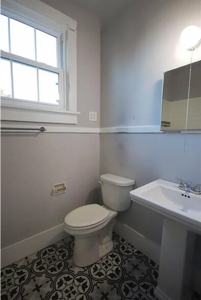 Building Photo - 2666 Clover St