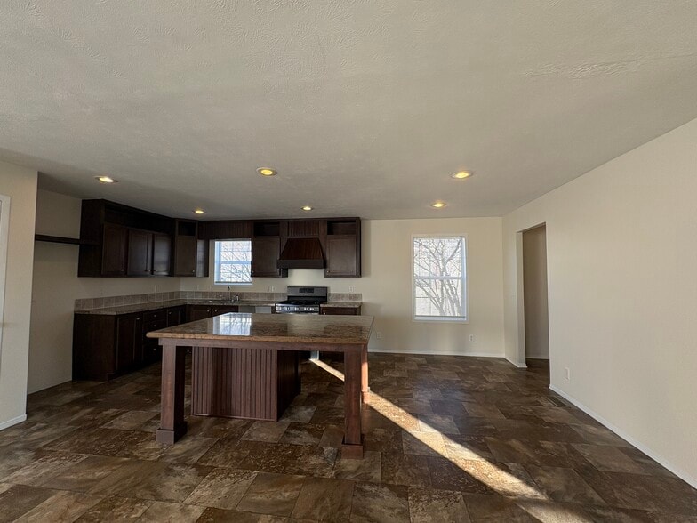 Building Photo - 11803 Stoneridge Ct