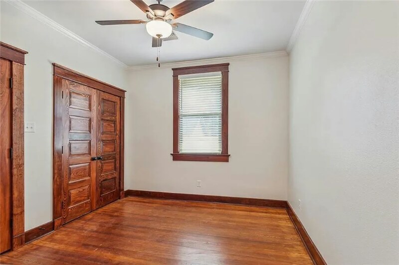 Building Photo - 216 Phosphor Ave