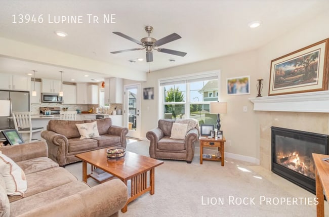 Building Photo - 13946 Lupine Trail NE