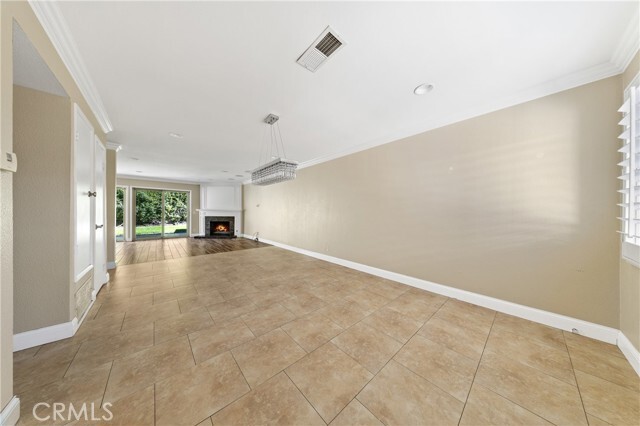 Building Photo - 268 Calle Cuervo