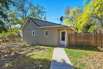 Building Photo - Downtown Castle Rock at its best!  Just a short 2 block walk to downtown.