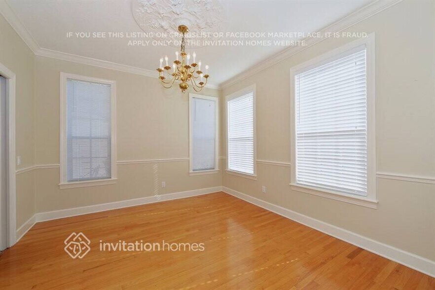 Building Photo - 3615 W Sevilla St