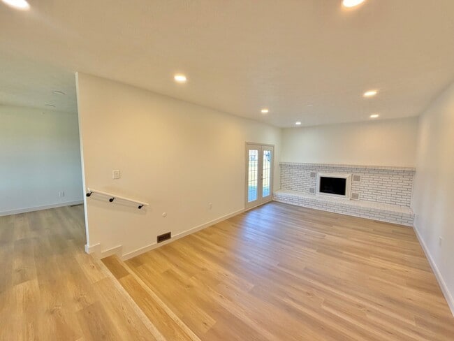 Building Photo - 9148-CROTTINGER-RD