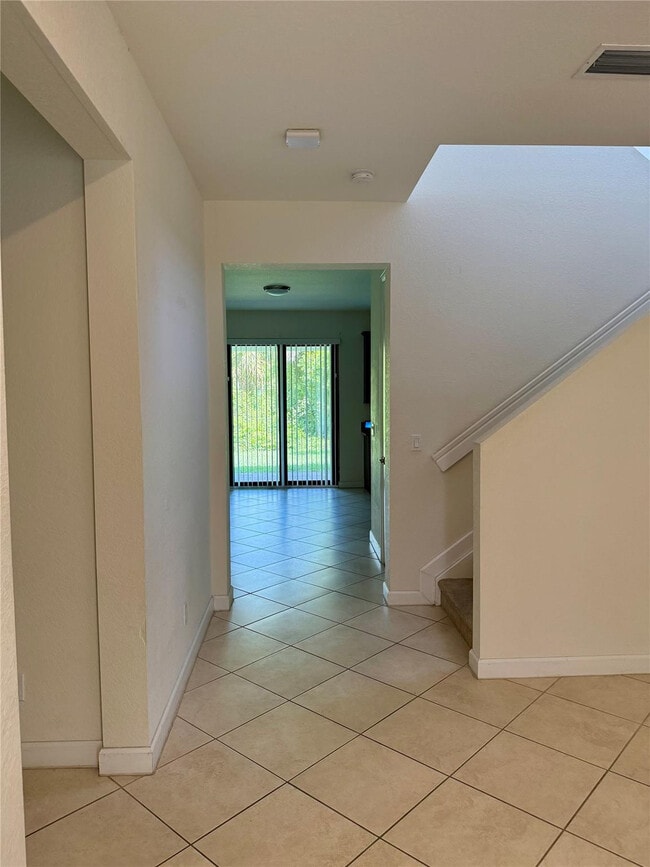 Building Photo - 4386 Buena Tara Dr