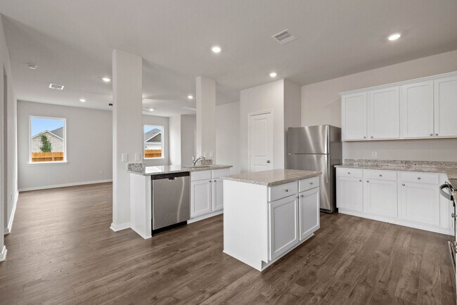 Building Photo - 10811 Bright Beacon Dr