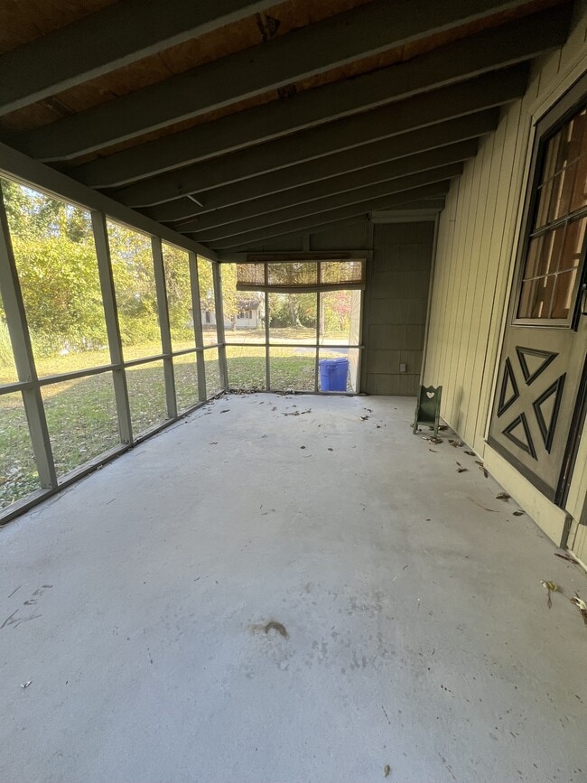 Building Photo - 110 Potomac Ave