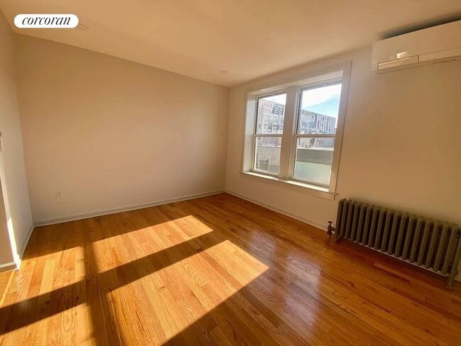 Building Photo - 155 25th St