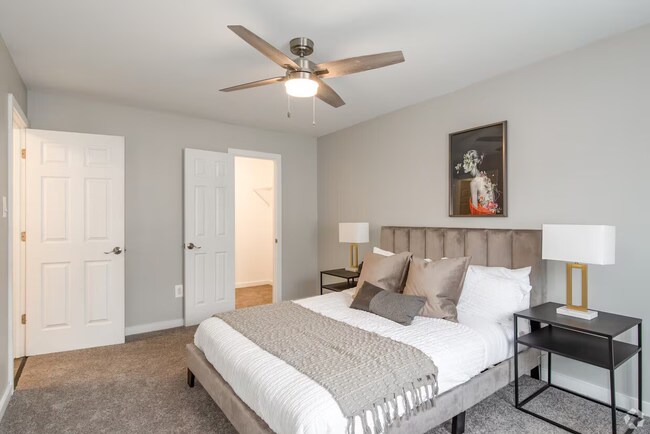 Building Photo - Barclay Village Apartments