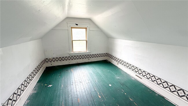 Building Photo - 987 Boone St