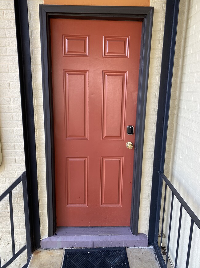 Building Photo - 1701 Brownsville Rd