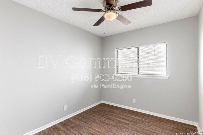 Building Photo - 9211 De Frene