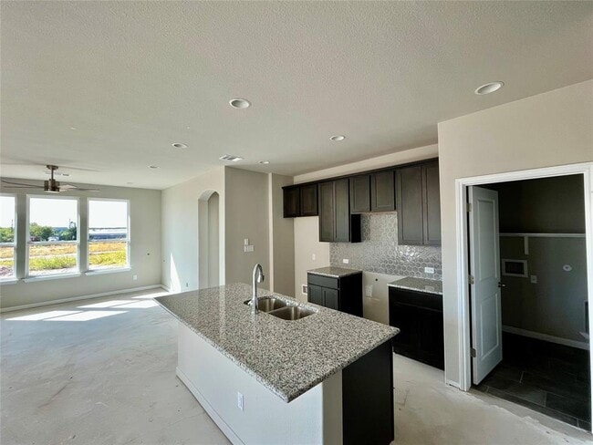 Building Photo - 5327 Bruno St